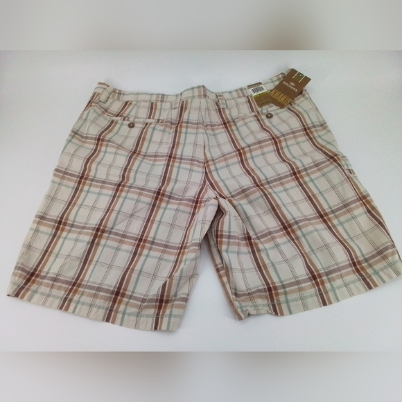 Nwt DOCKERS Washed Khaki Men's Y2K Plaid Cream, Browns, And Teal Shorts - SZ 44 - Picture 1 of 4
